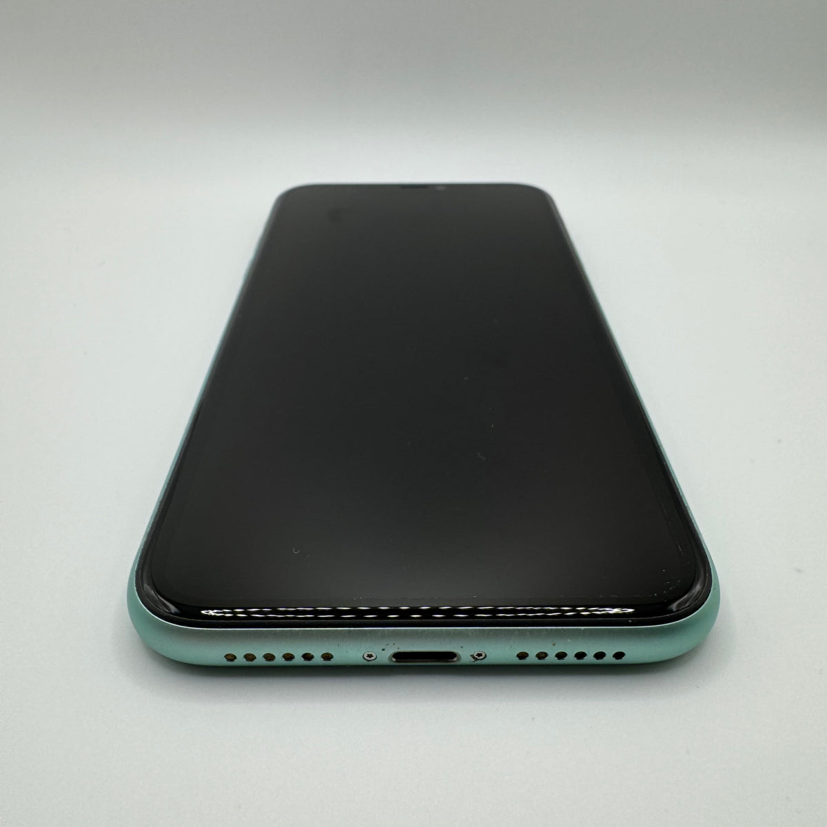 Unlocked Apple iPhone 11 128GB Green MWL02LL/A Service Battery