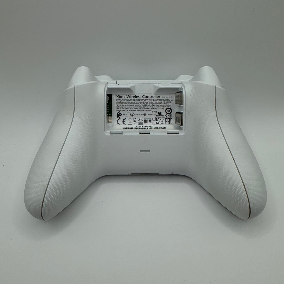 Microsoft Xbox One Wireless Controller White 1914